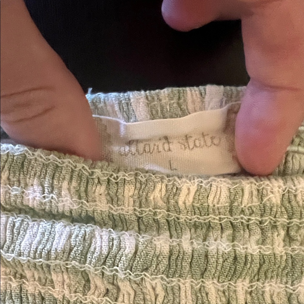 Altar’d State Green Gingham Ruffle Sleeve Top size Large - Picture 7 of 8